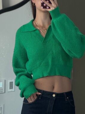 Cropped Green Collared Knit Sweater